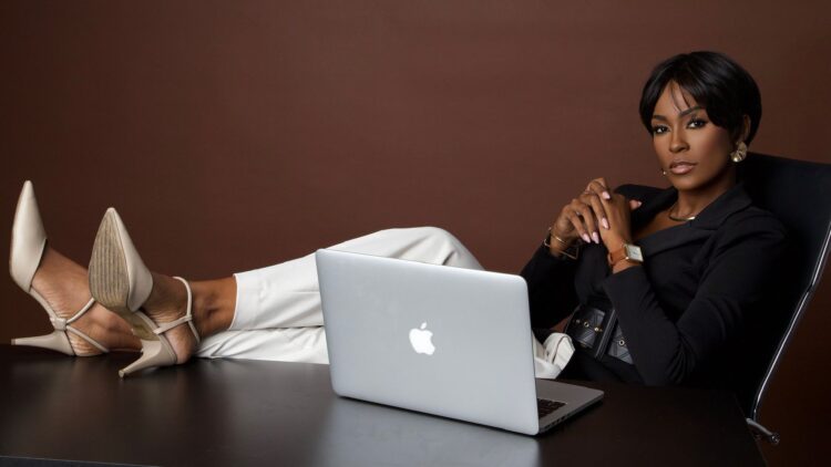 irlaine tavares feet 5