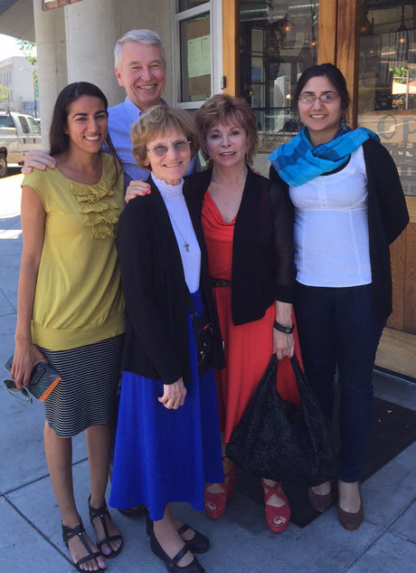 isabel allende feet 6