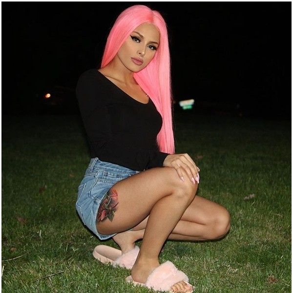 isabel bedoya feet 3