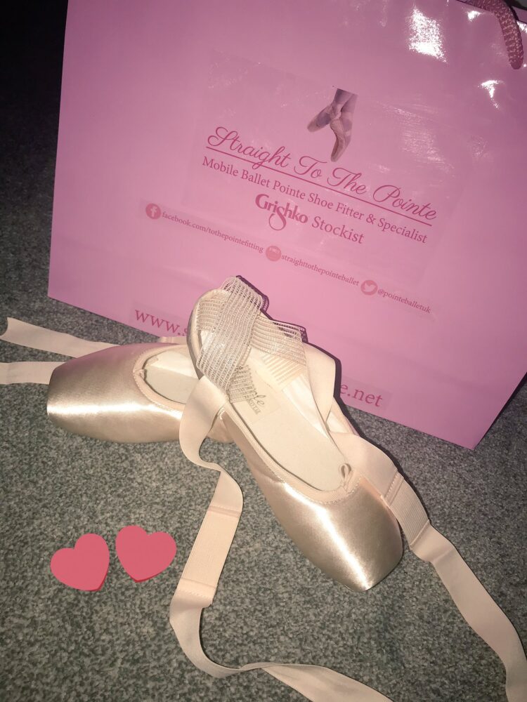 isabel clifton feet 2