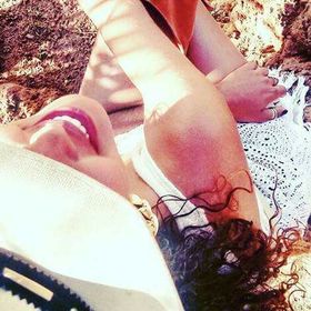 isabel guzman feet 5