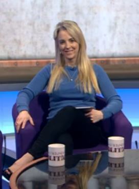 isabel oakeshott feet 4