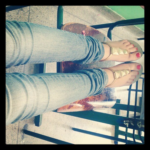 isabela freitas feet 1