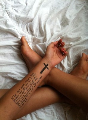 isabela serafim feet