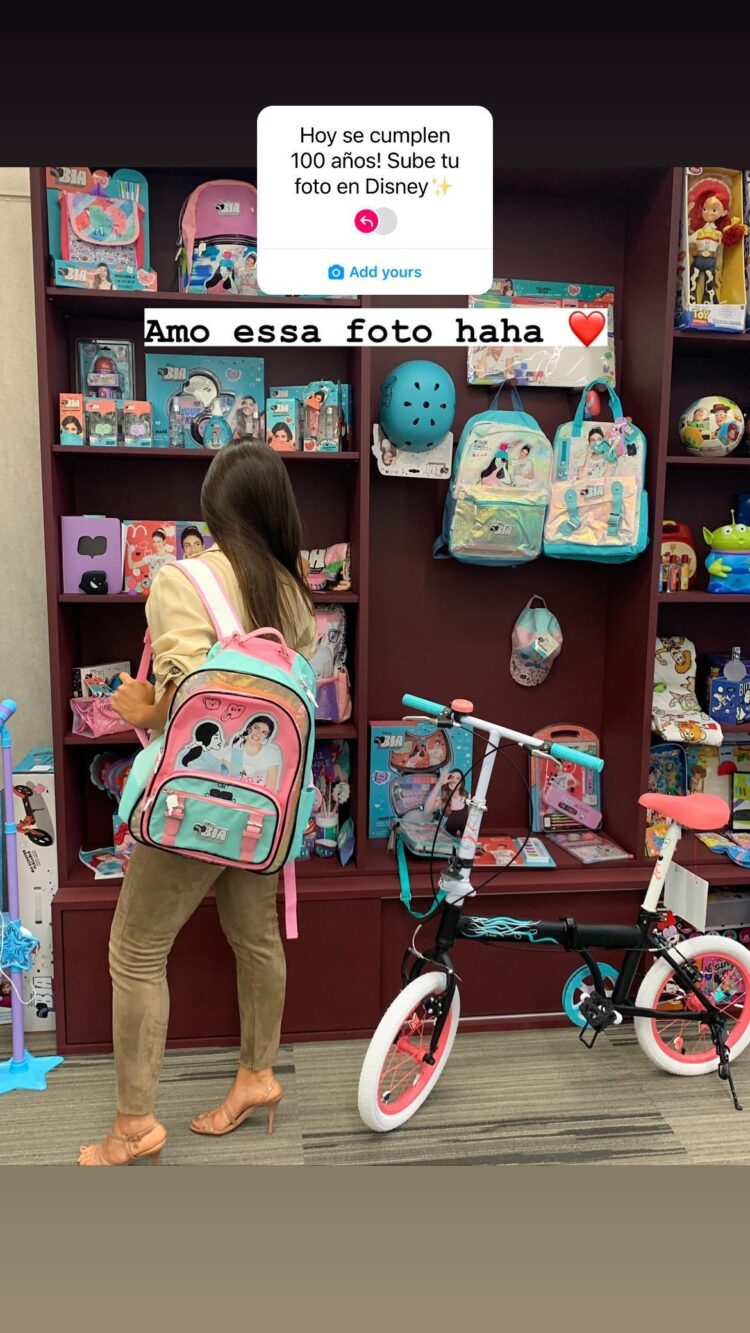 isabela sousa feet 5