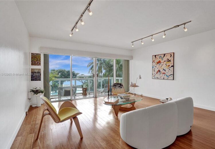 isabele geane feet 3