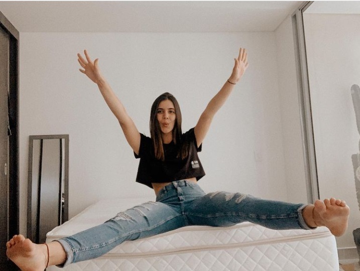 isabella atehortua feet 1