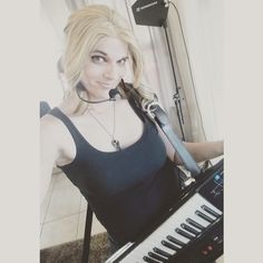 isabella bunny bennett feet 6