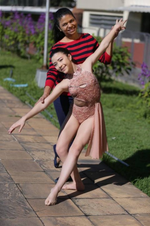 isabella lopes feet 4