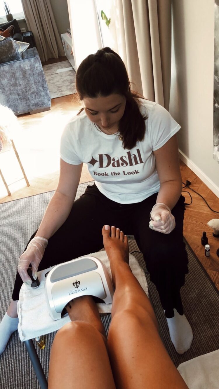 isabella lowengrip feet