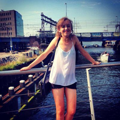 isabella melling feet 4