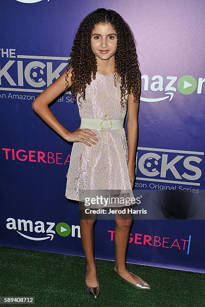 isabella revel feet 1