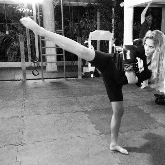 isabella ribeiro santoni feet 5