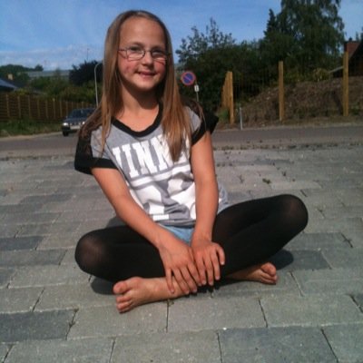 isabella schultze feet 1