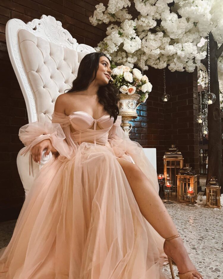 isabella sierra feet 4