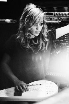 isabella summers feet 6