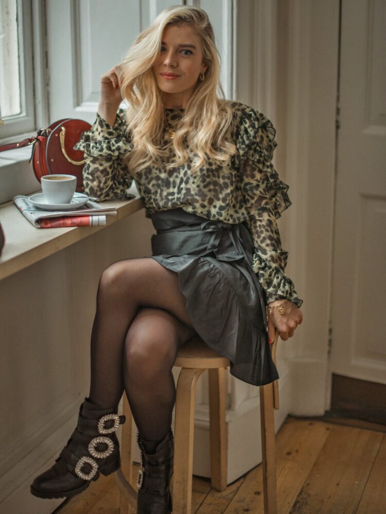 isabella thordsen feet 4