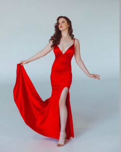 isabella.110022 feet 1