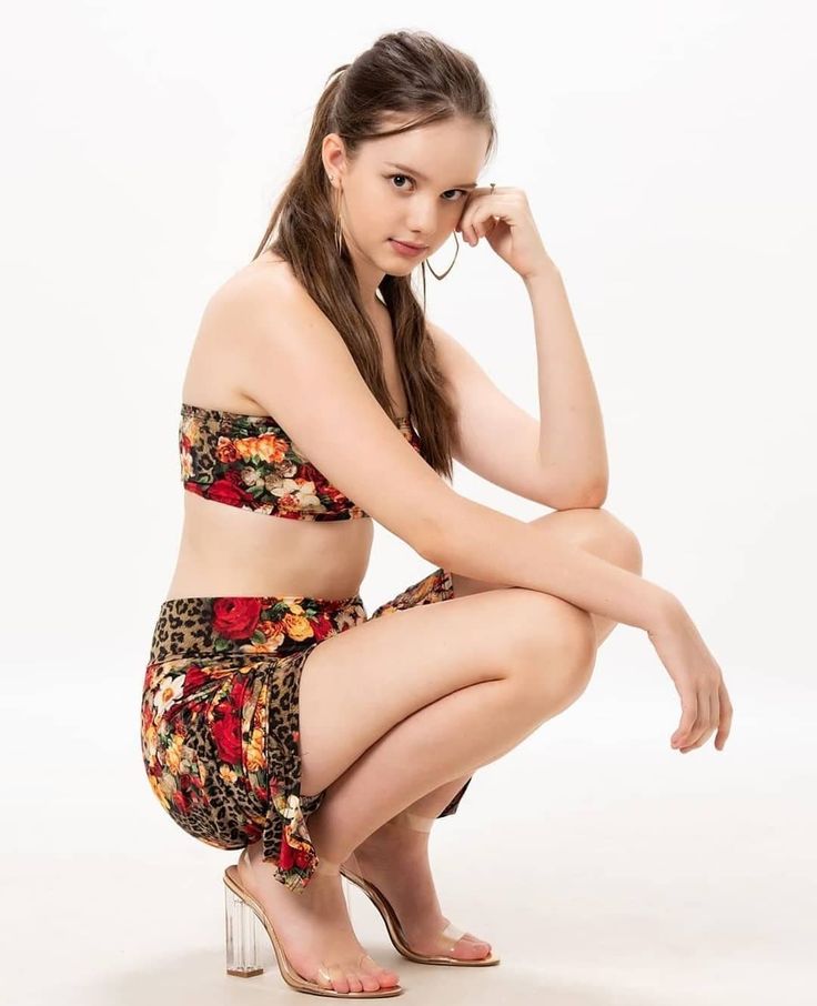 isabella.110022 Feet