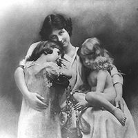 isadora belezini feet 2