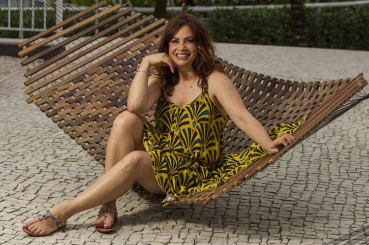 isadora ribeiro feet 5