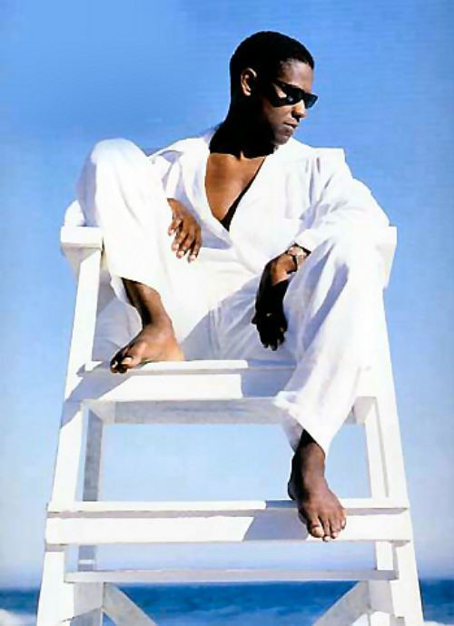 isaiah washington feet 2