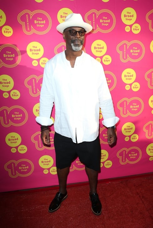 isaiah washington feet 5