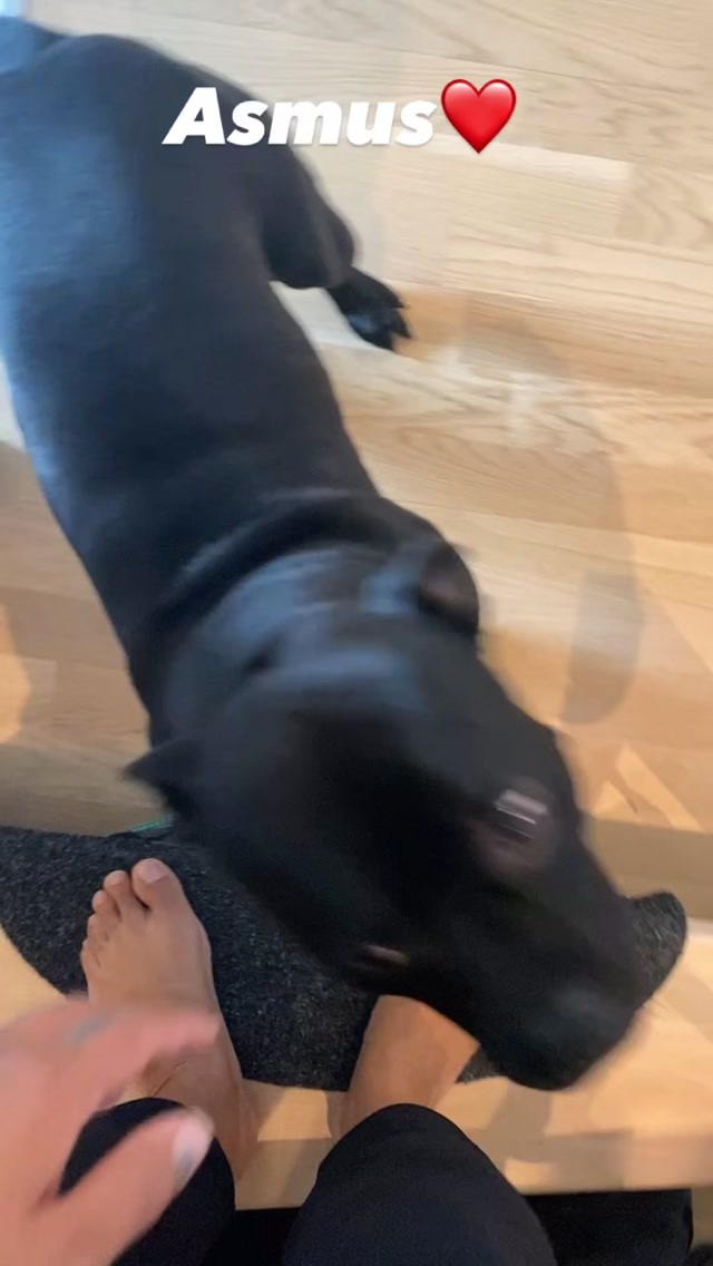 iselin berthelsen feet 5