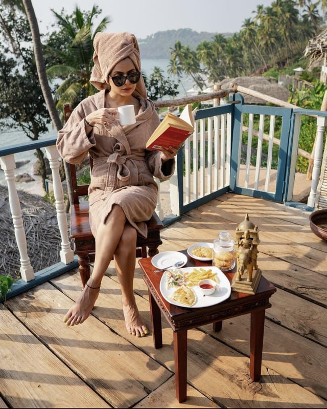 isha anand sharma feet 6