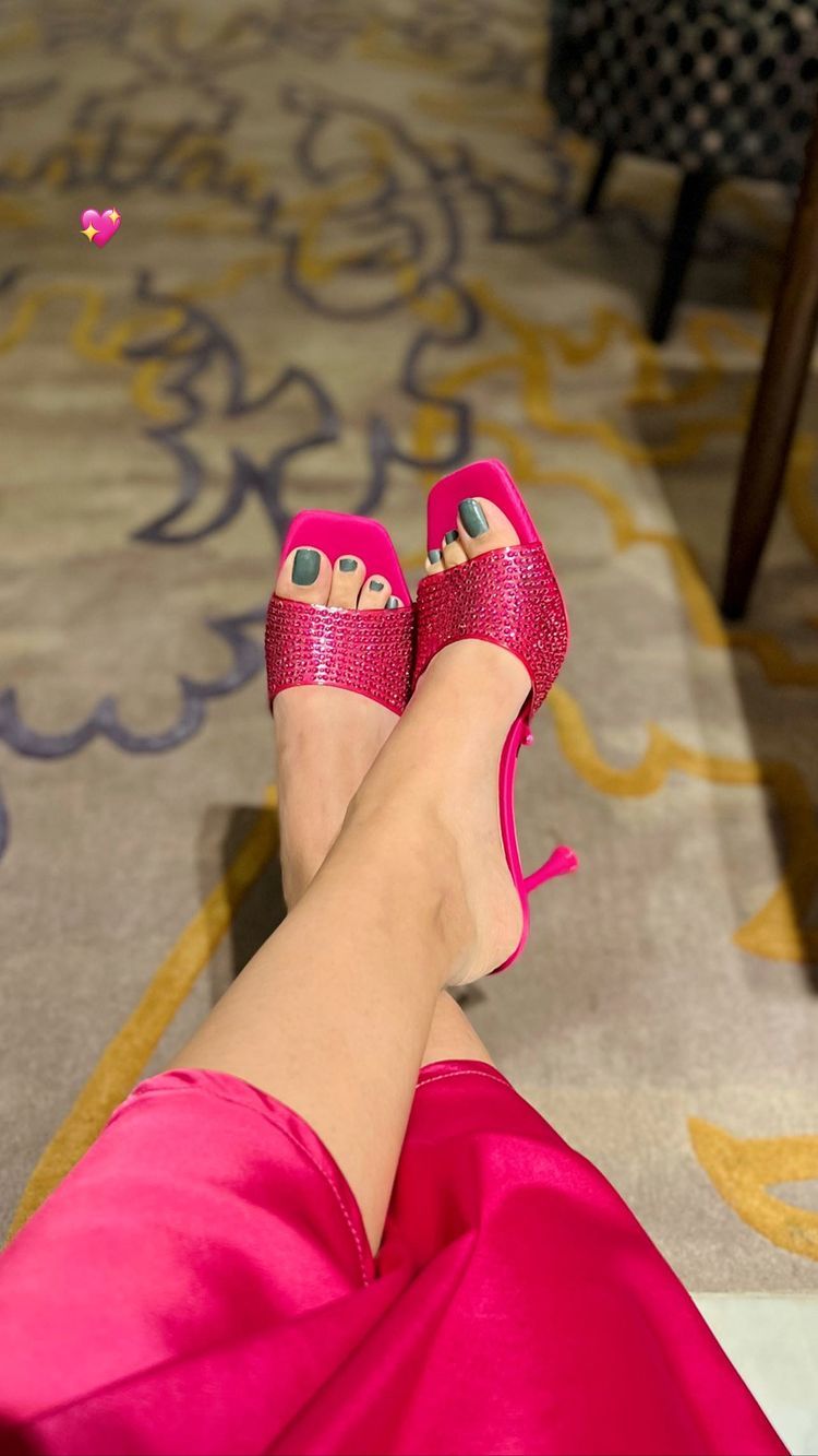 ishaani krishna feet 3
