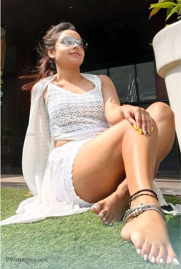 ishita ganguly feet 3