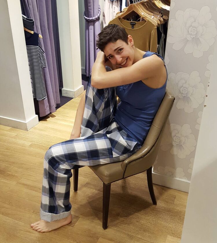 isobel pooley feet 5