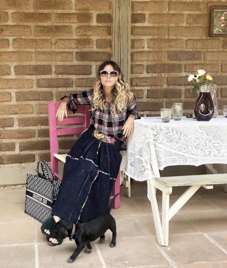 issabela camil feet 2