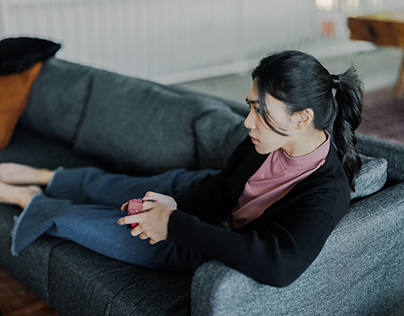 isyana sarasvati feet 5