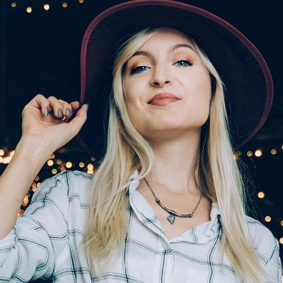 ittybittyannie feet 1