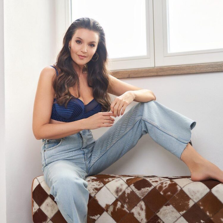 iva kubelkova feet 4