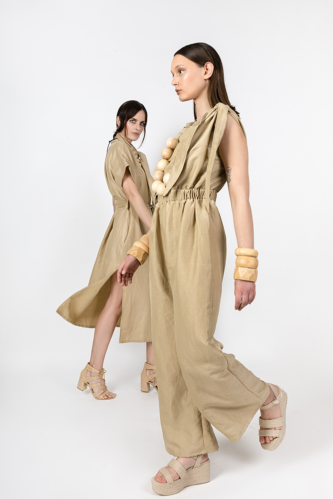 ivana novembre feet 6