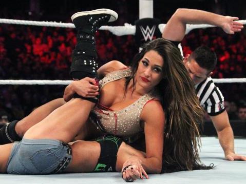 ivelisse velez feet 5