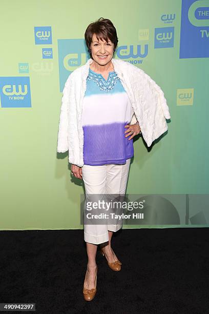 ivonne coll feet 4
