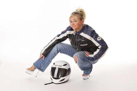 ivyann schwan feet 2