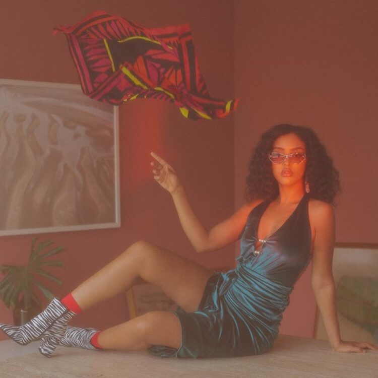 izabela guedes feet 2