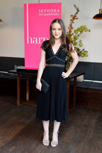 izabela vidovic feet 5