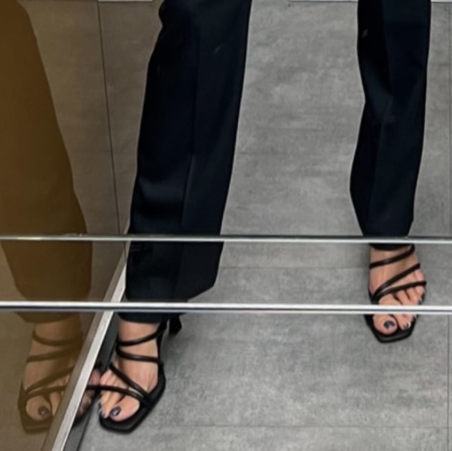 izabella krzan feet 2