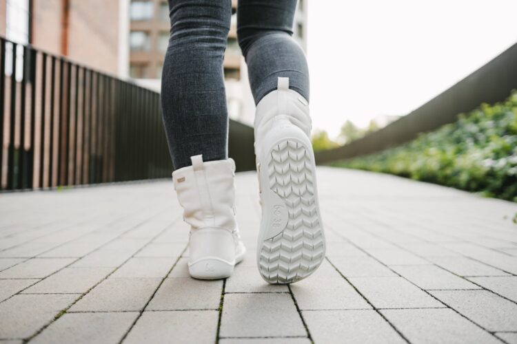 izabella tovar feet 5