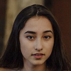 izzy mollicone feet 3