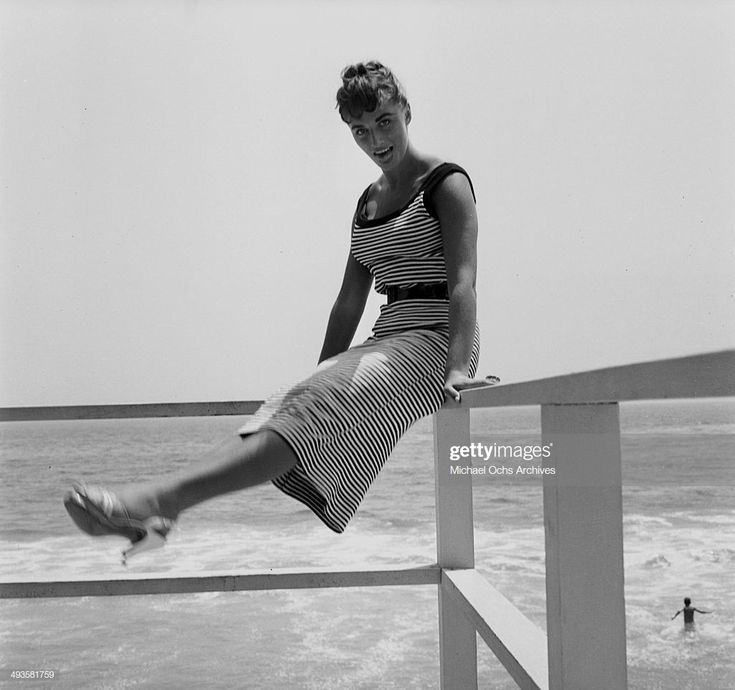 jackie collins feet 4