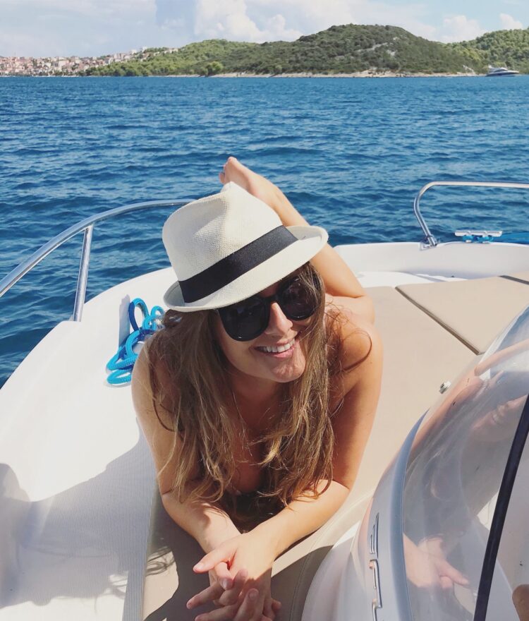 jackie gillies feet 5