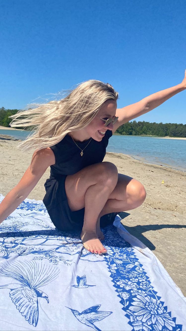 jackie groenen feet 1