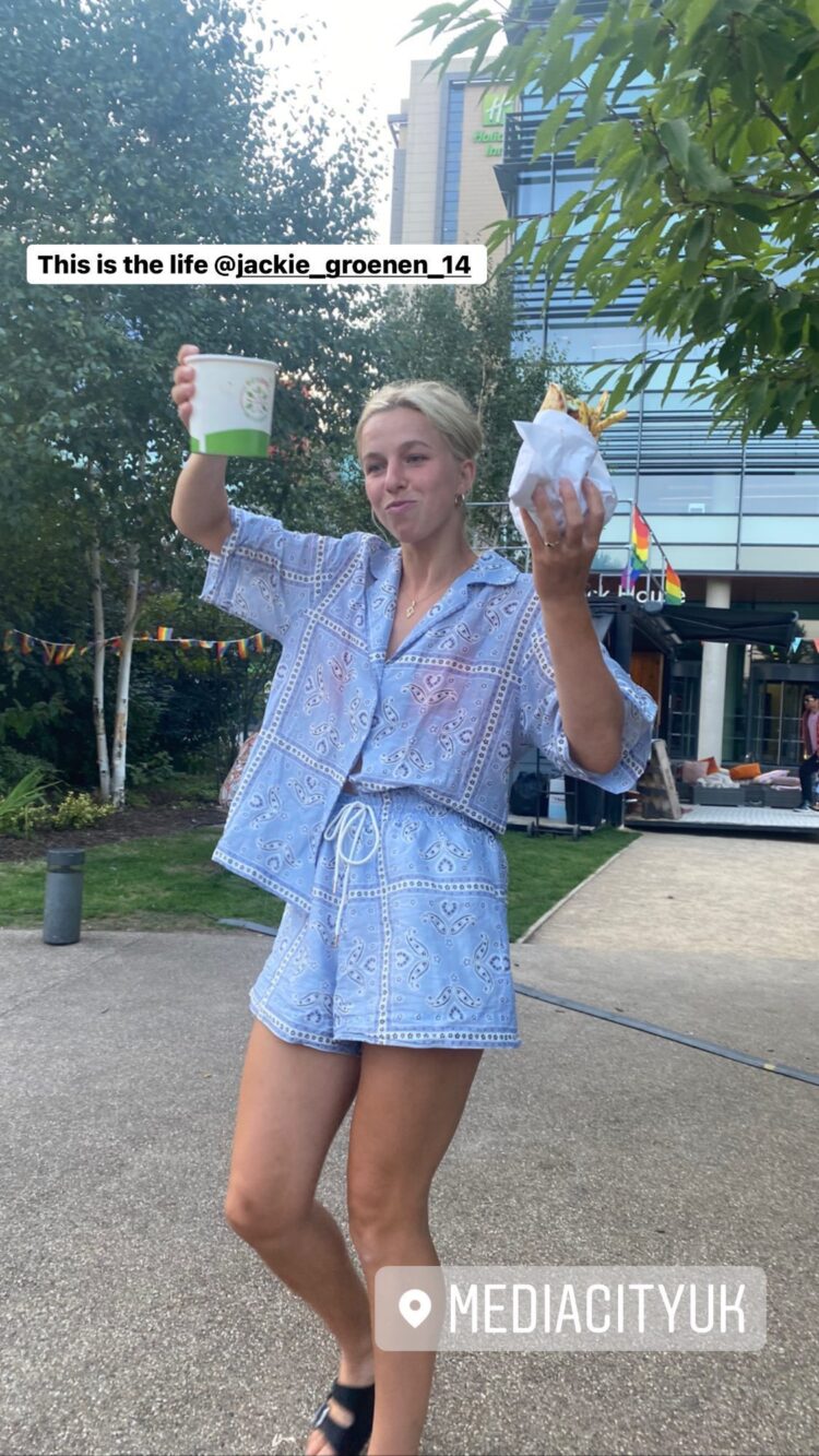 jackie groenen feet 4