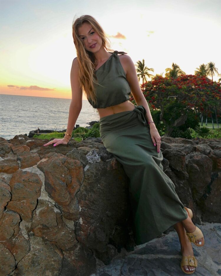 jackie r. jacobson feet 1